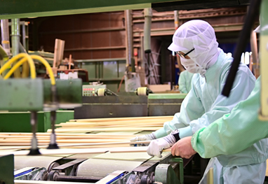 板の幅と厚みを加工