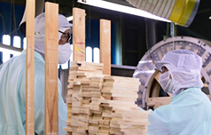 製造工程はオートメーションで合理化しつつ人の目による管理と両輪で